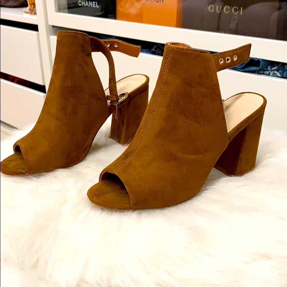 Open toe sling back bootie
